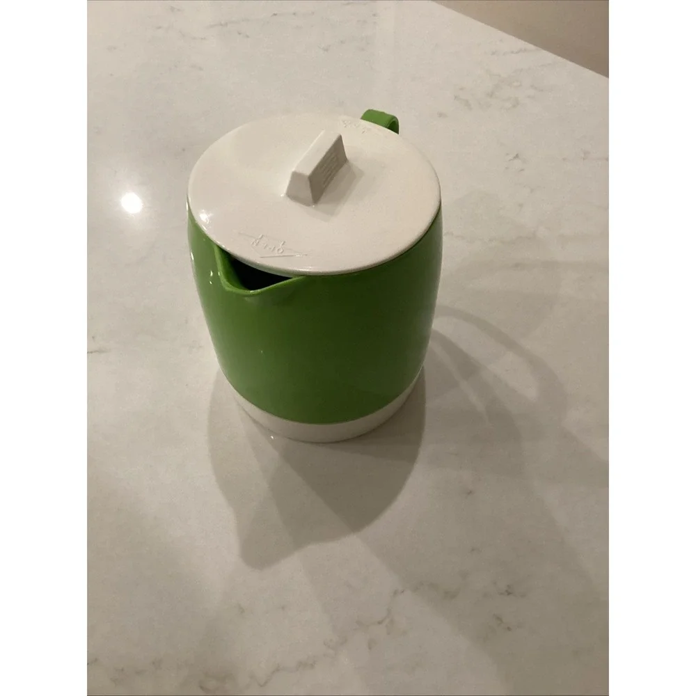 1970's Quikut Double Walled Insulated Green White Pitcher For Hot Or Cold Liquid